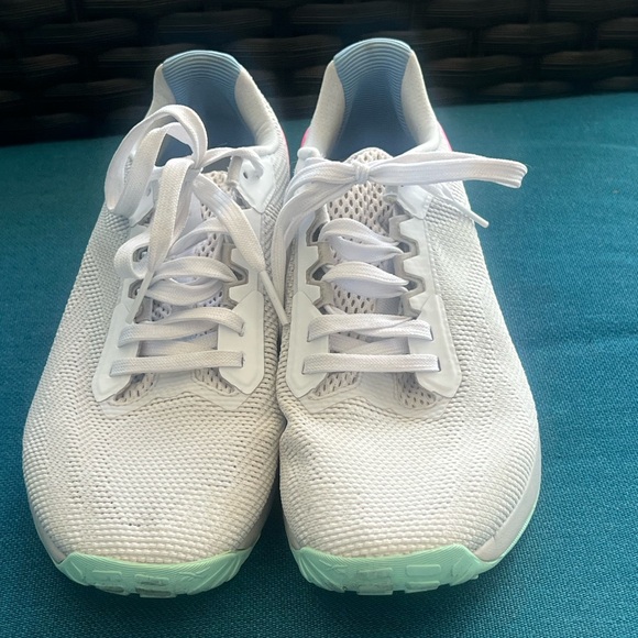 Nike Metcon 6 Bright Mango Smoke Grey training AT3160-800 Women's
Sizes 9.5 - Picture 2 of 6